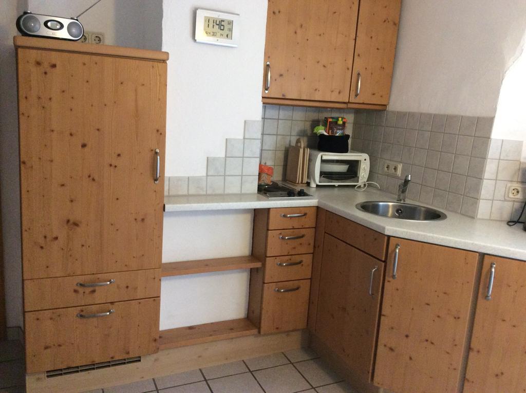Winzerhaeuschen, Weingut Th. Mueller Apartment Reil Luaran gambar