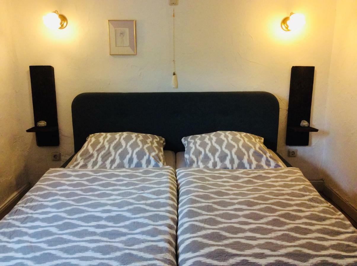 Winzerhaeuschen, Weingut Th. Mueller Apartment Reil Luaran gambar